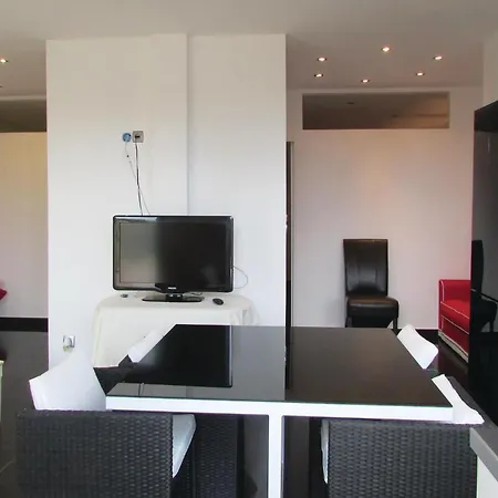 2 Bedroom Beautiful Apartment In Algajola Algajola (Corsica)