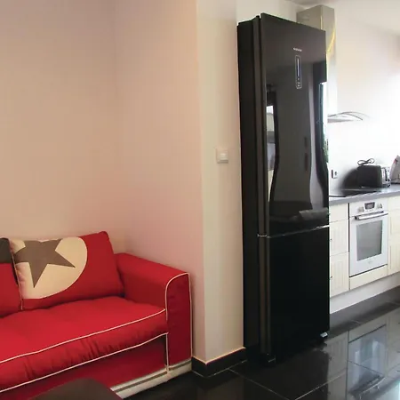 2 Bedroom Beautiful Apartment In Algajola