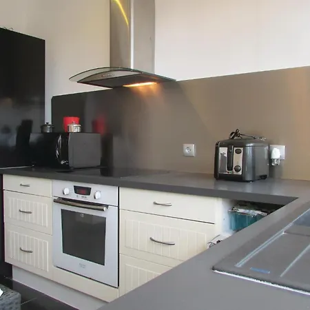 2 Bedroom Beautiful Apartment In Algajola Algajola (Corsica)