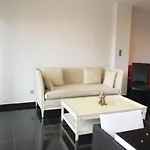 公寓 2 Bedroom Awesome In *