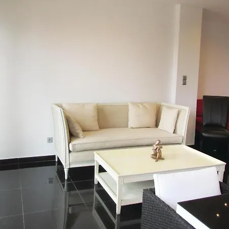 Lägenhet 2 Bedroom Awesome In *