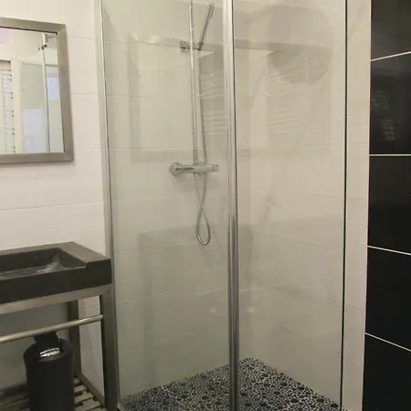 Daire 2 Bedroom Awesome In