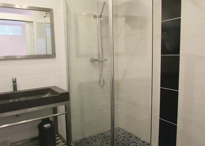 Appartement 2 Bedroom Awesome In